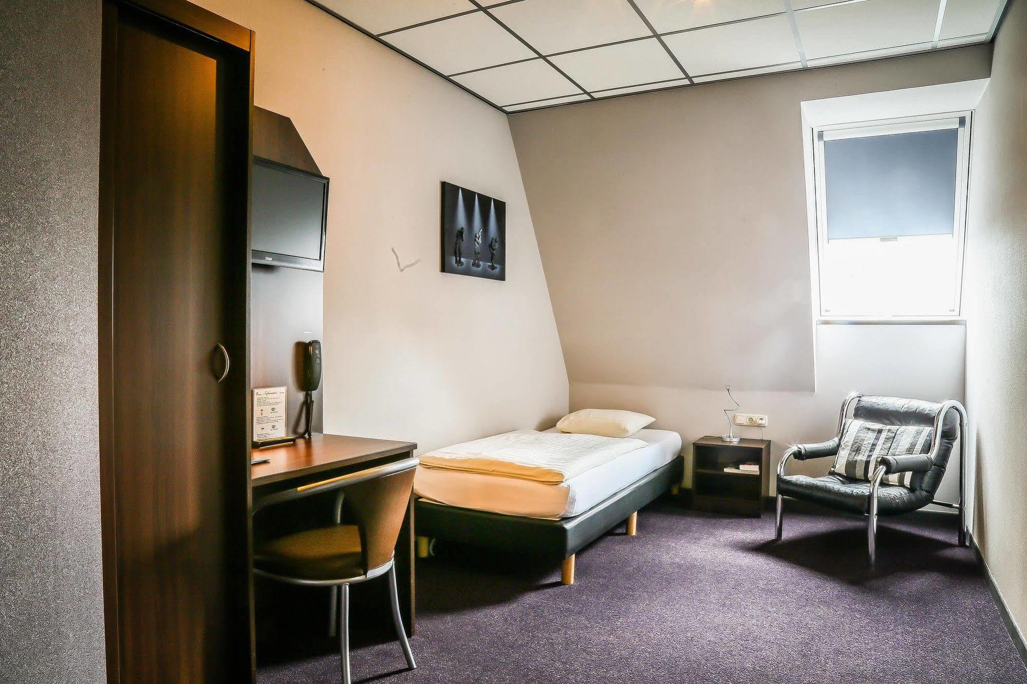 Hotel Frans Op Den Bult Deurningen ภายนอก รูปภาพ