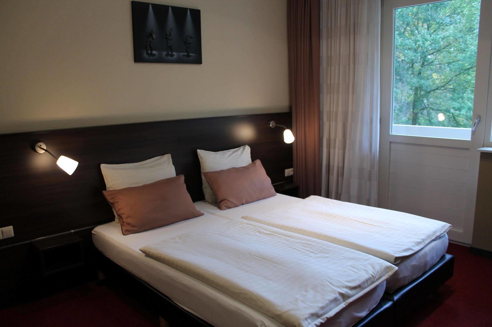 Hotel Frans Op Den Bult Deurningen ภายนอก รูปภาพ