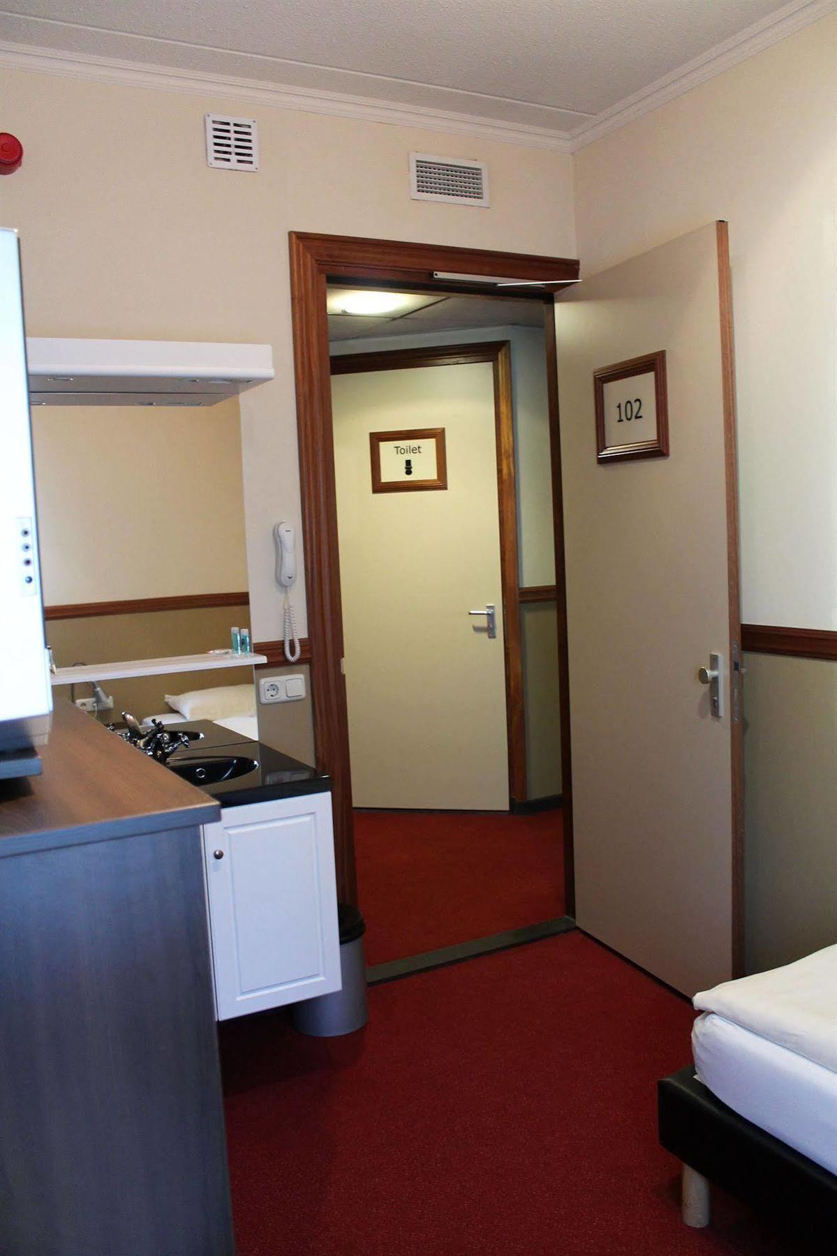 Hotel Frans Op Den Bult Deurningen ภายนอก รูปภาพ